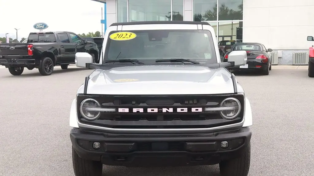 2023 Ford Bronco Base Advanced