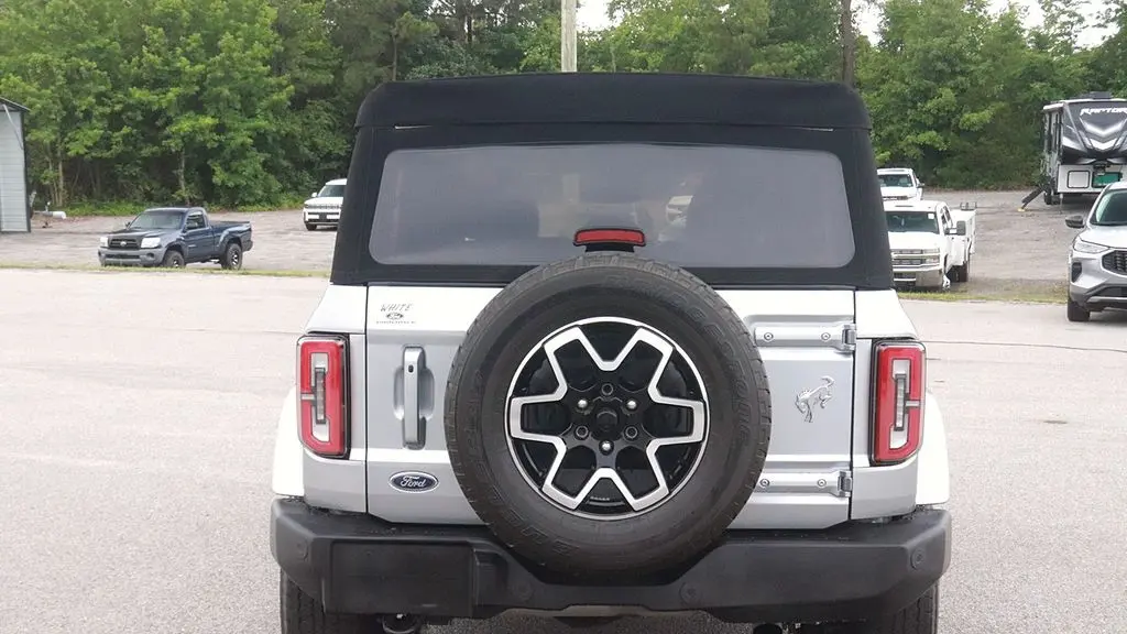 2023 Ford Bronco Base Advanced