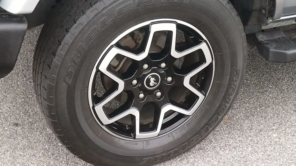 2023 Ford Bronco Base Advanced