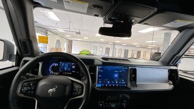 2023 Ford Bronco Base Advanced
