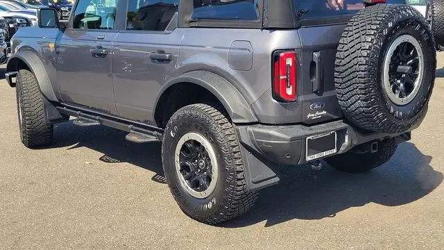 2021 Ford Bronco Badlands Advanced