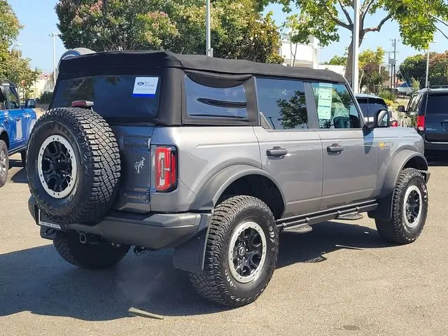 2021 Ford Bronco - $44,992