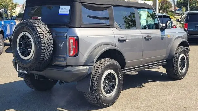 2021 Ford Bronco Badlands Advanced