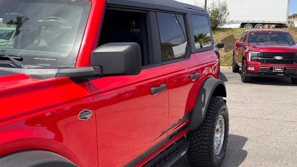 2022 Ford Bronco Base Advanced