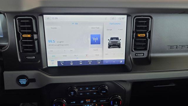 2022 Ford Bronco Base Advanced