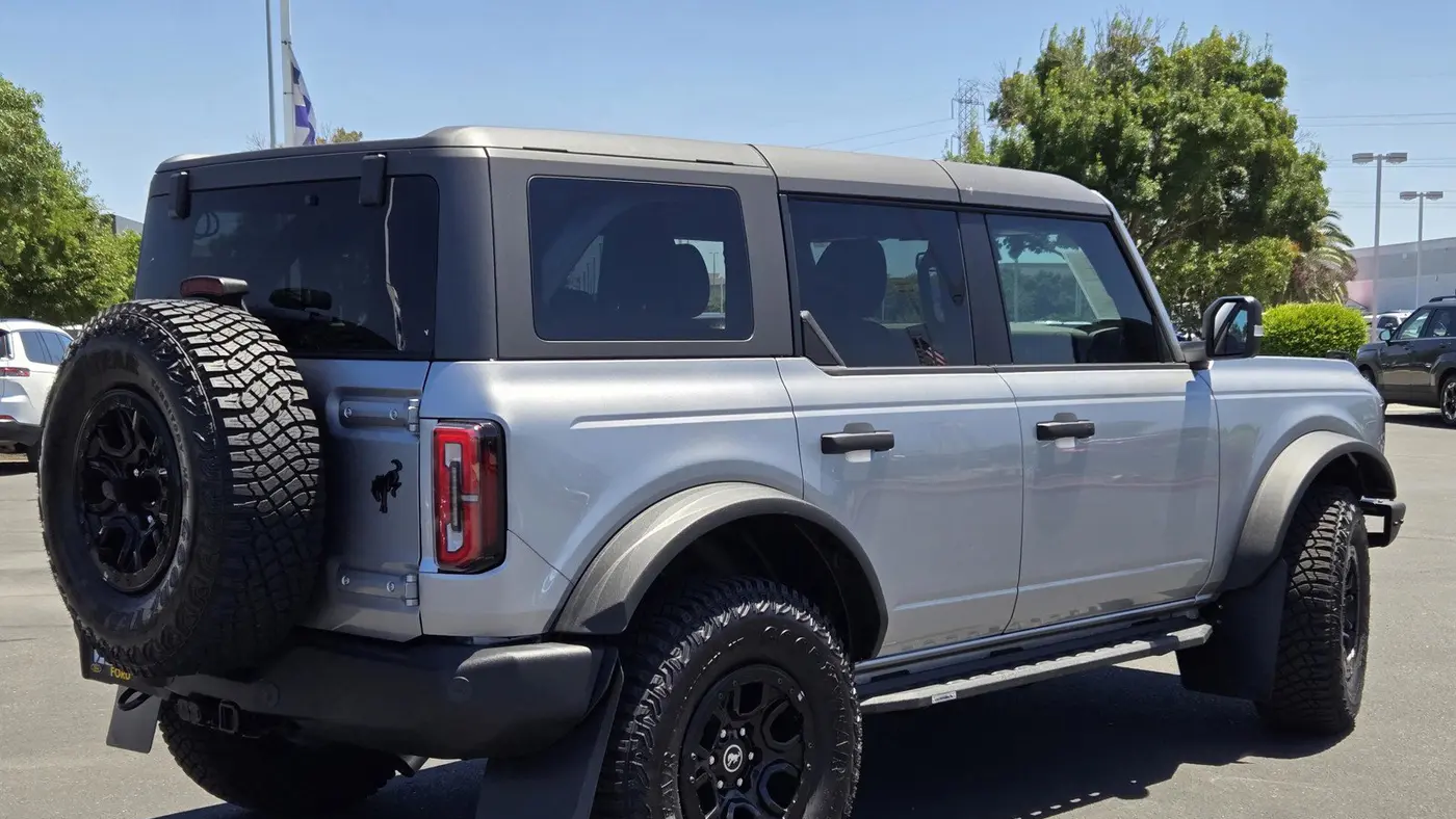 2023 Ford Bronco Base Advanced