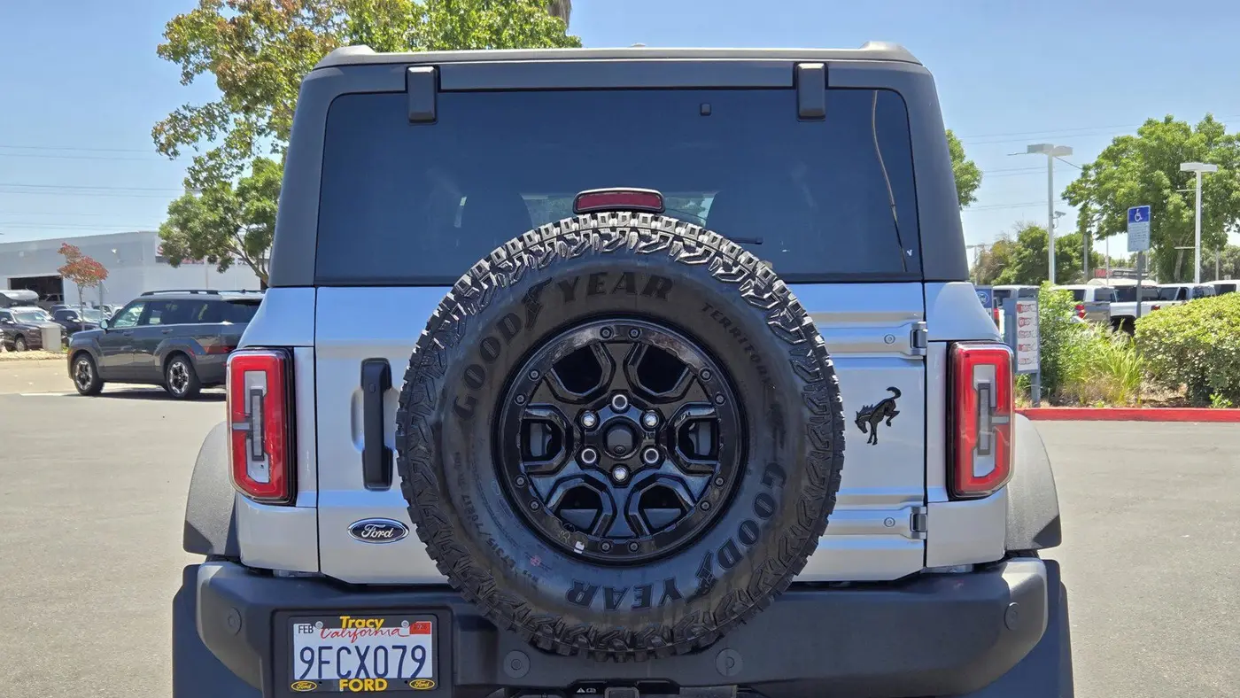 2023 Ford Bronco Base Advanced