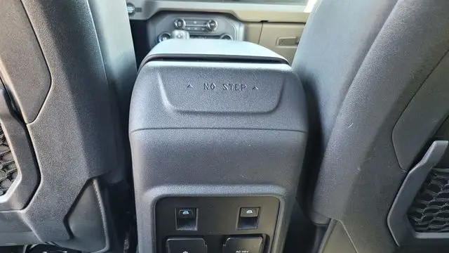 2023 Ford Bronco Base Advanced