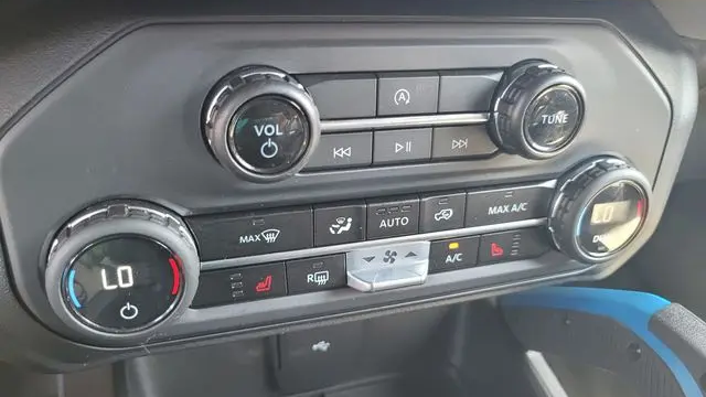 2023 Ford Bronco Base Advanced