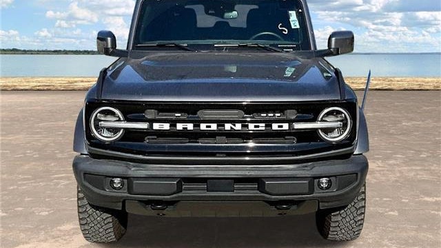 2023 Ford Bronco Base Advanced