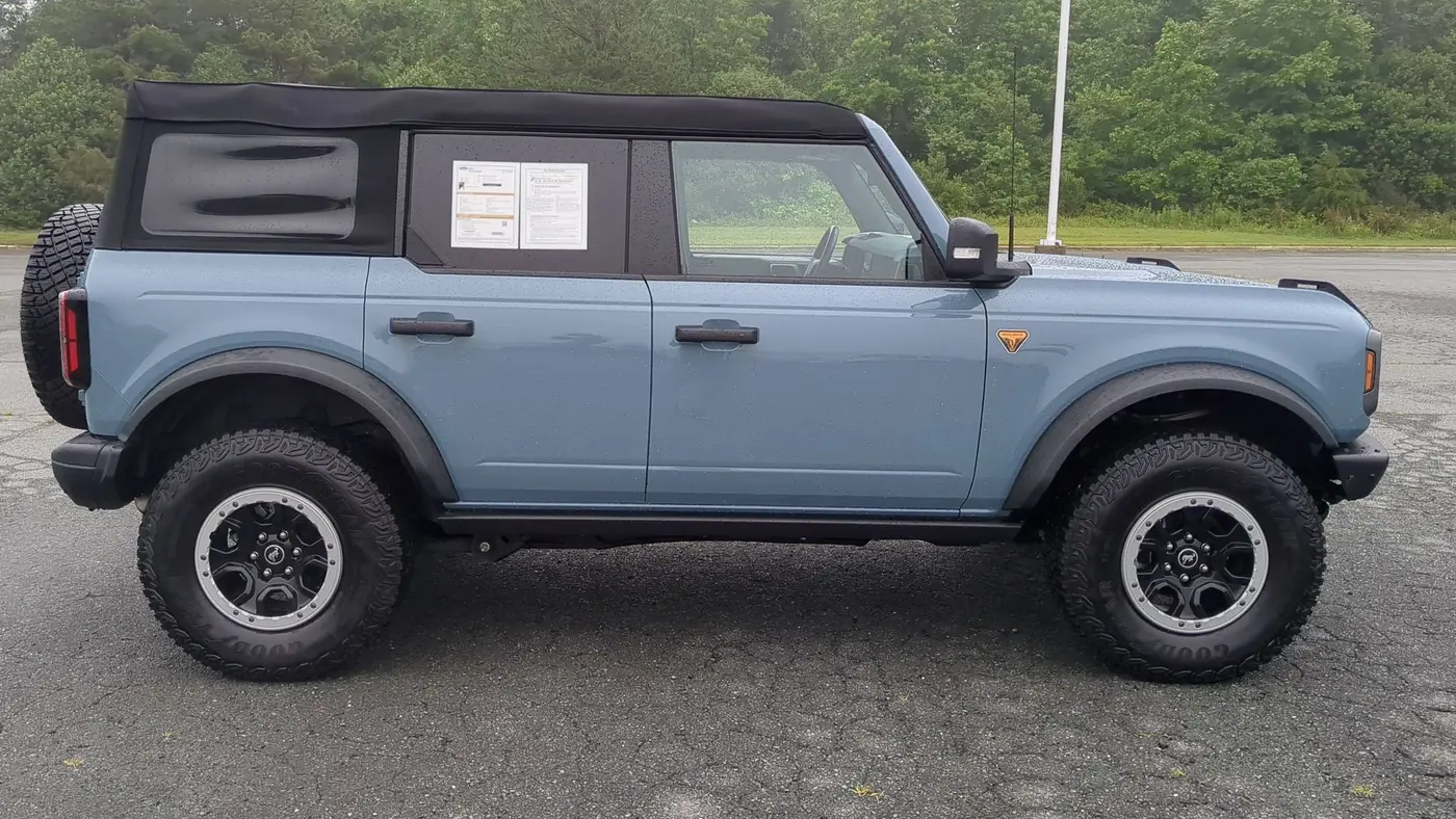 2023 Ford Bronco Badlands Advanced