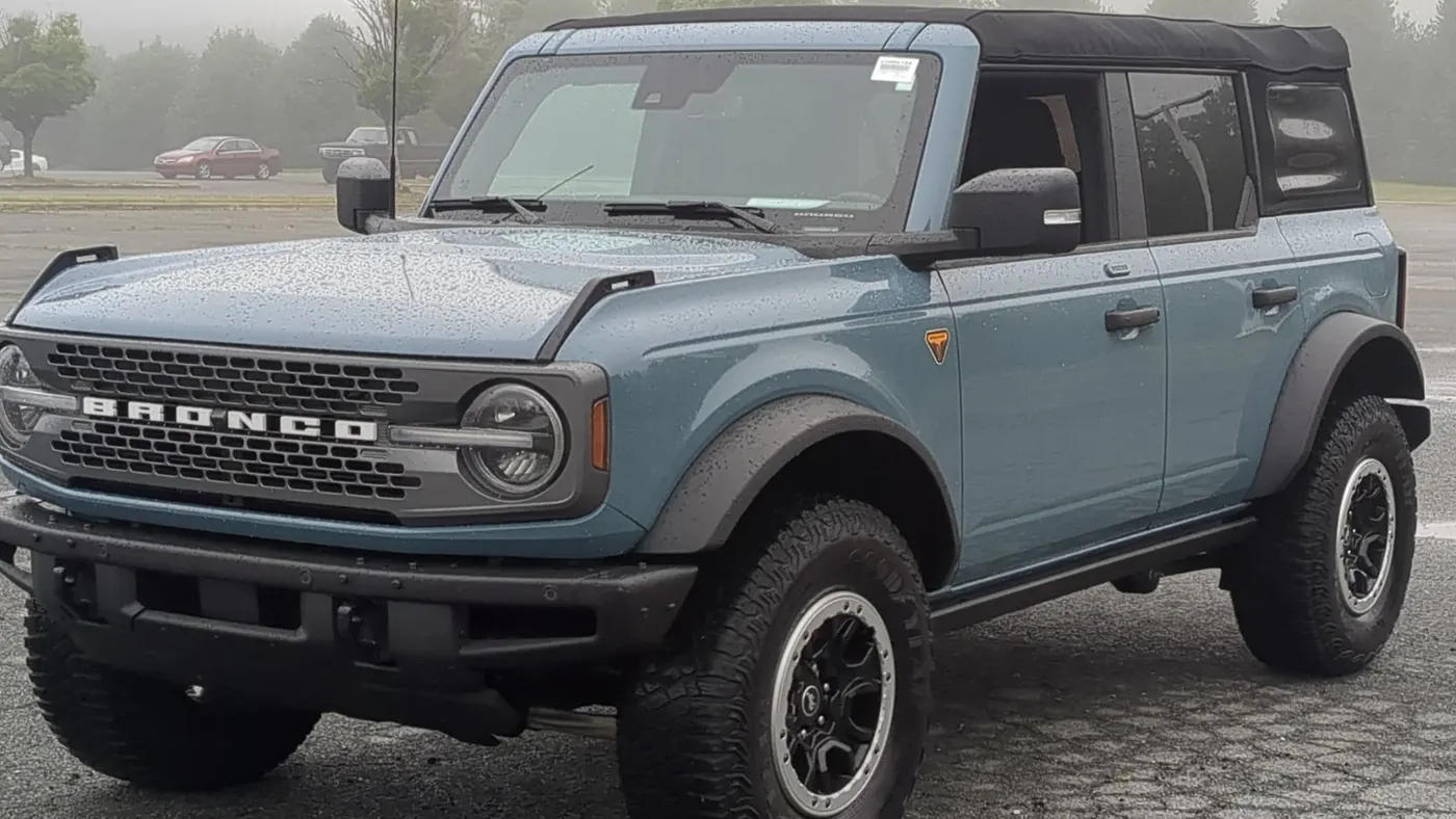 2023 Ford Bronco Badlands Advanced