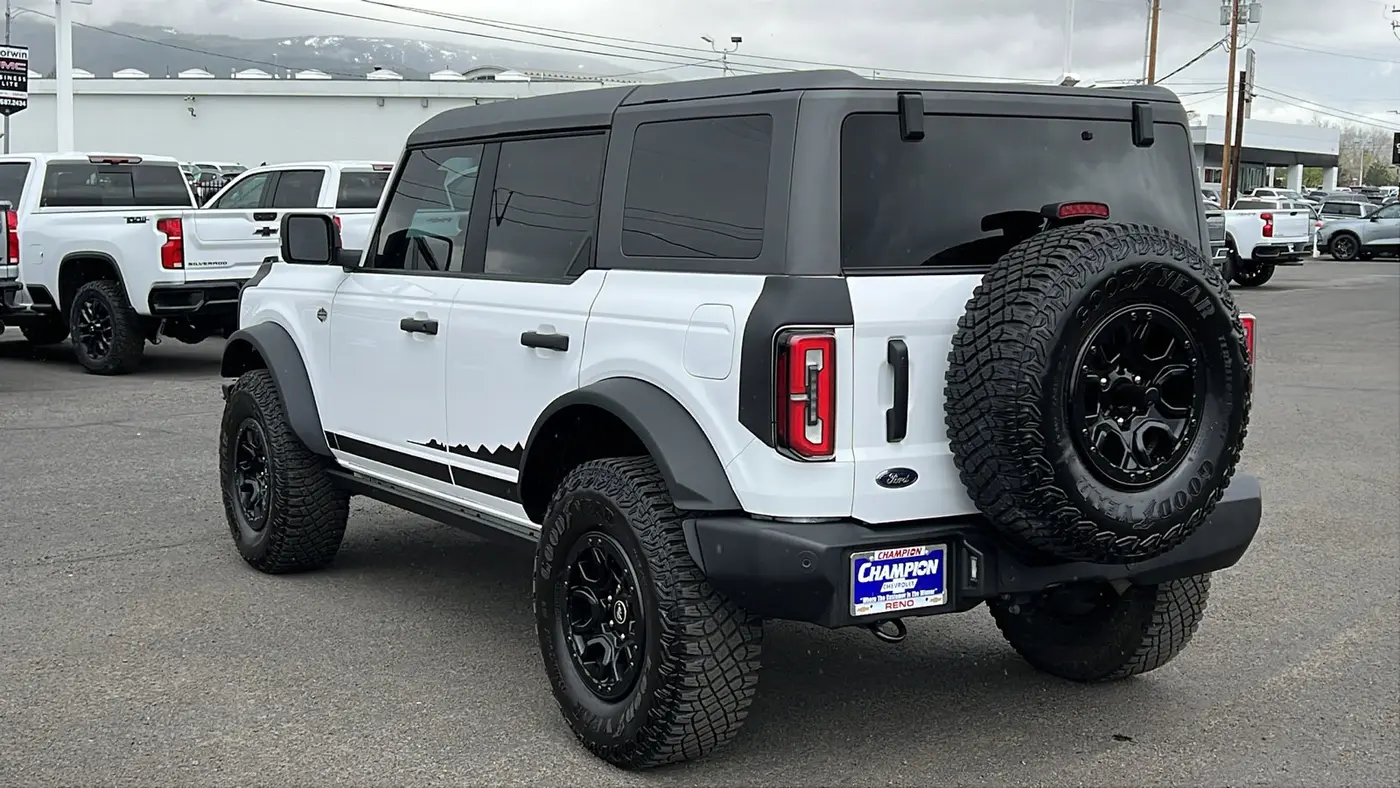 2023 Ford Bronco Base Advanced