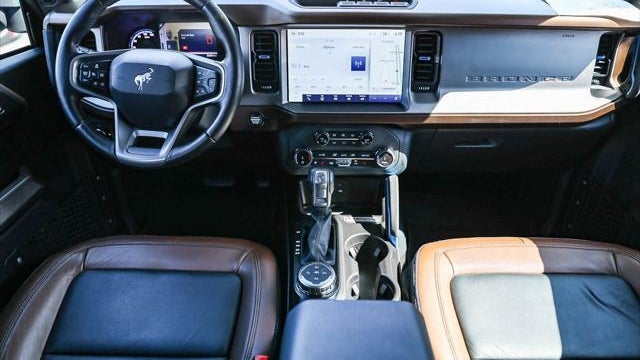 2022 Ford Bronco Base Advanced