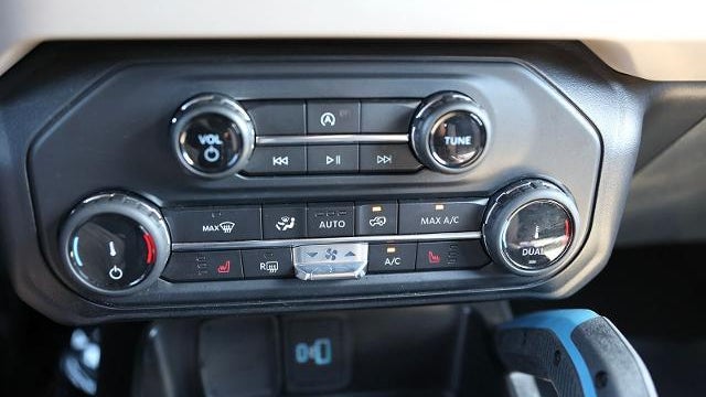 2022 Ford Bronco Base Advanced