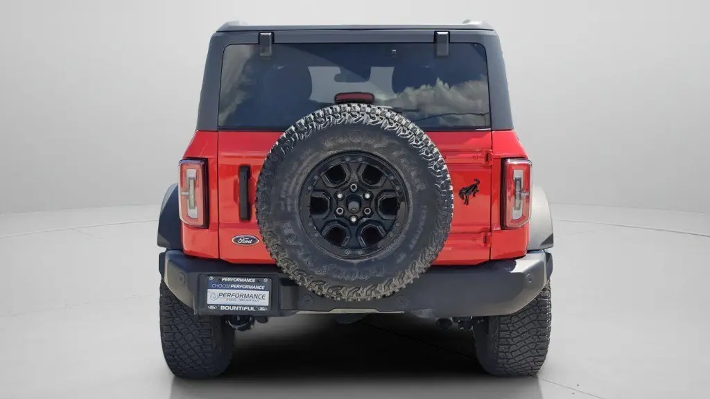 2023 Ford Bronco Base Advanced