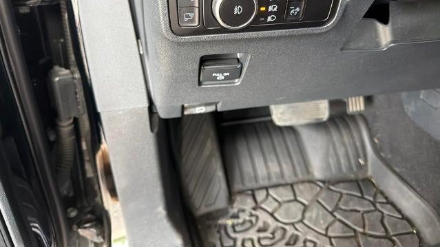 2023 Ford Bronco Base Advanced