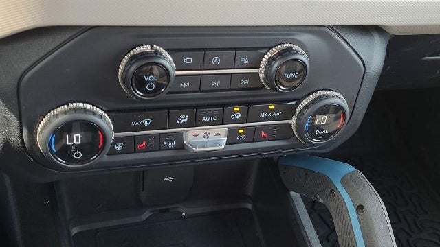 2023 Ford Bronco Base Advanced