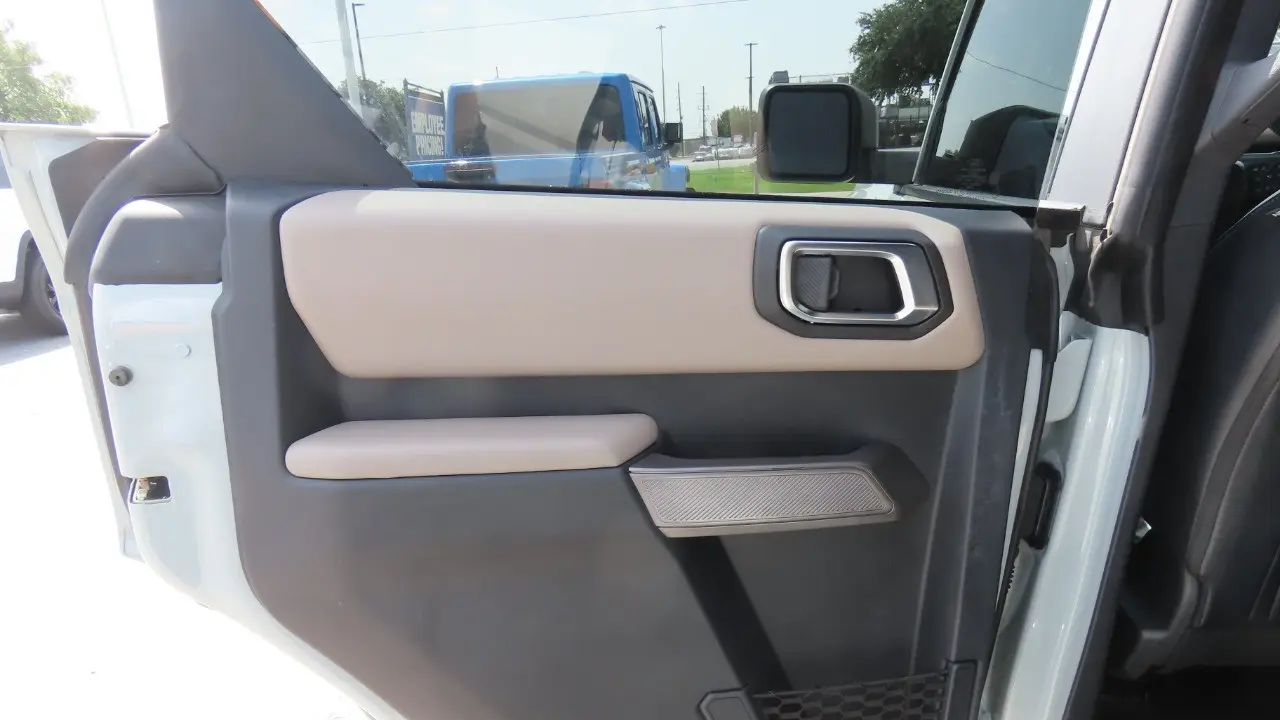 2023 Ford Bronco Base Advanced