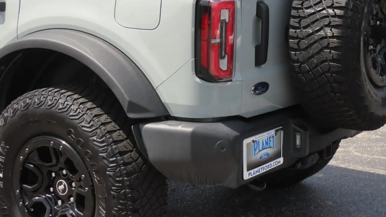 2023 Ford Bronco Base Advanced