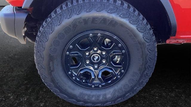 2023 Ford Bronco Base Advanced