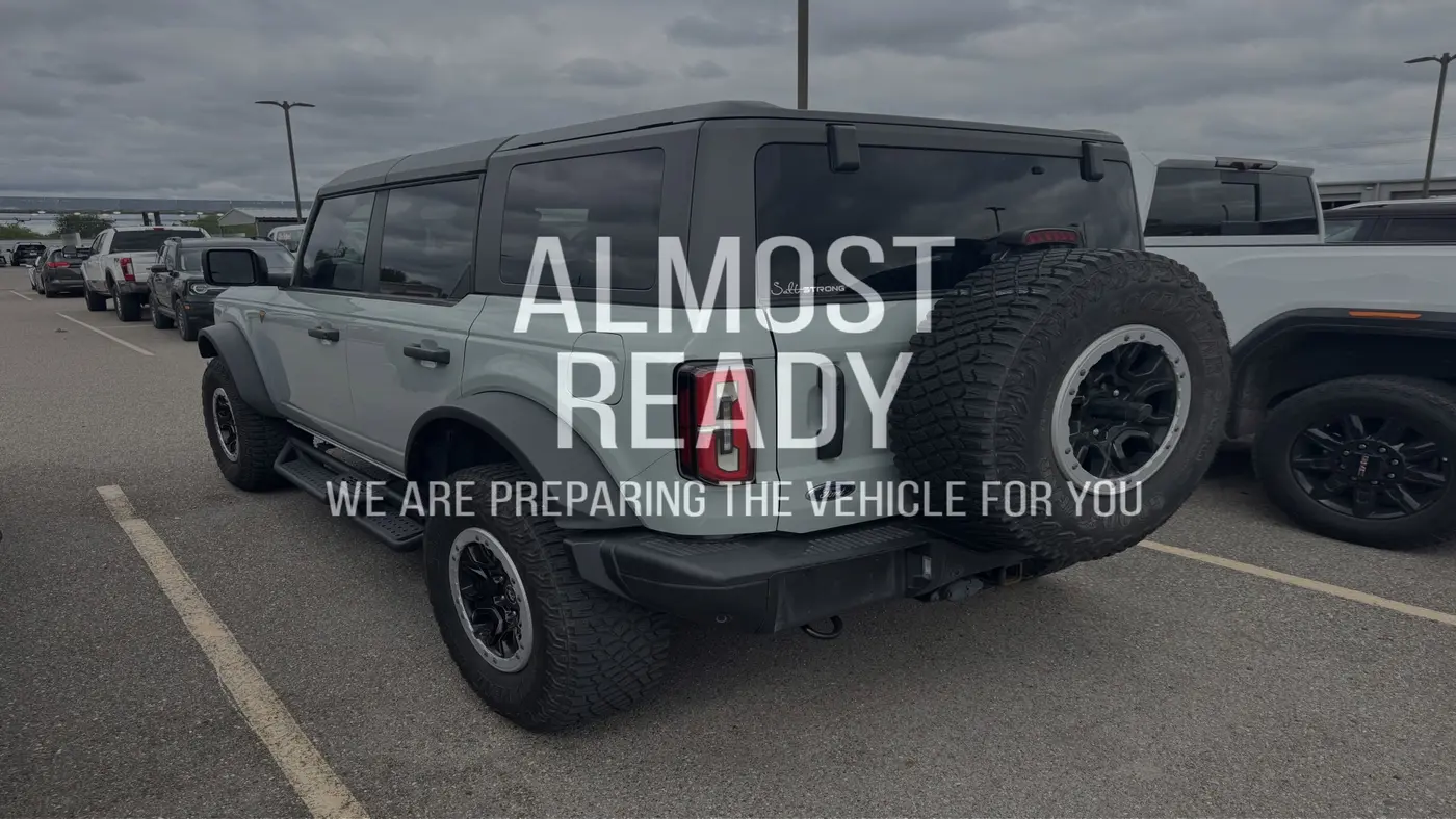 2023 Ford Bronco Base Advanced