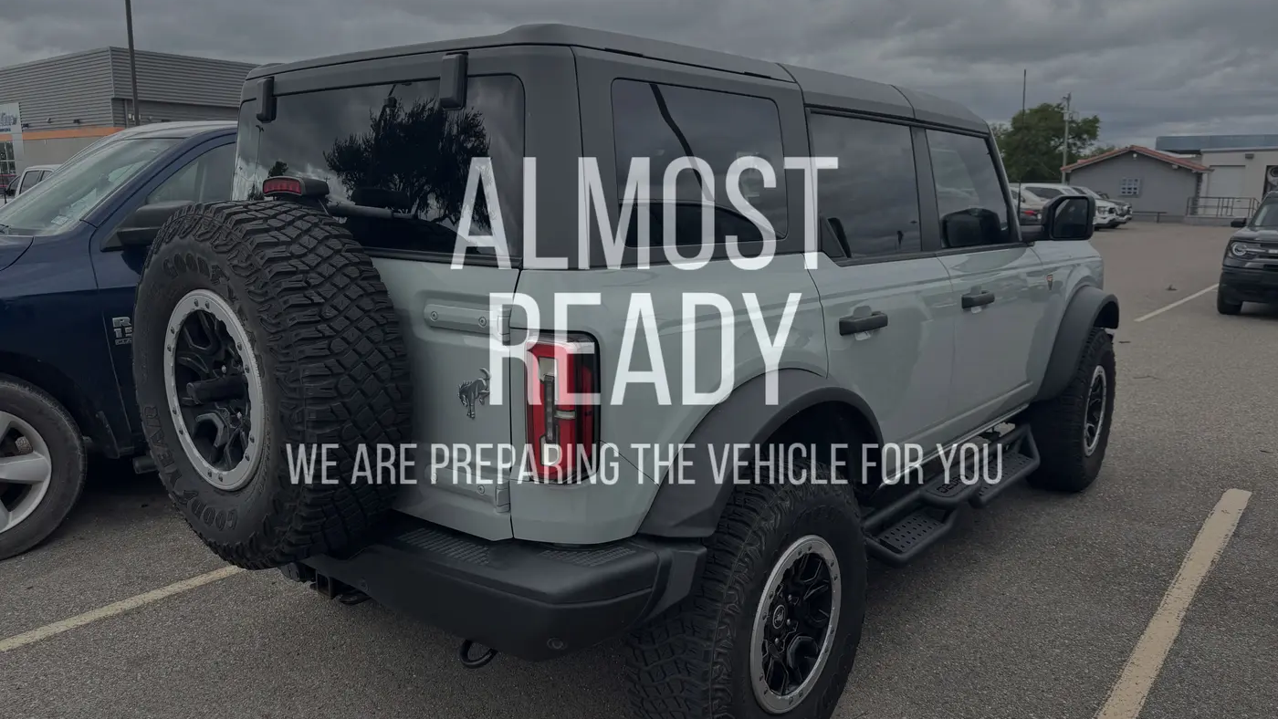 2023 Ford Bronco Base Advanced