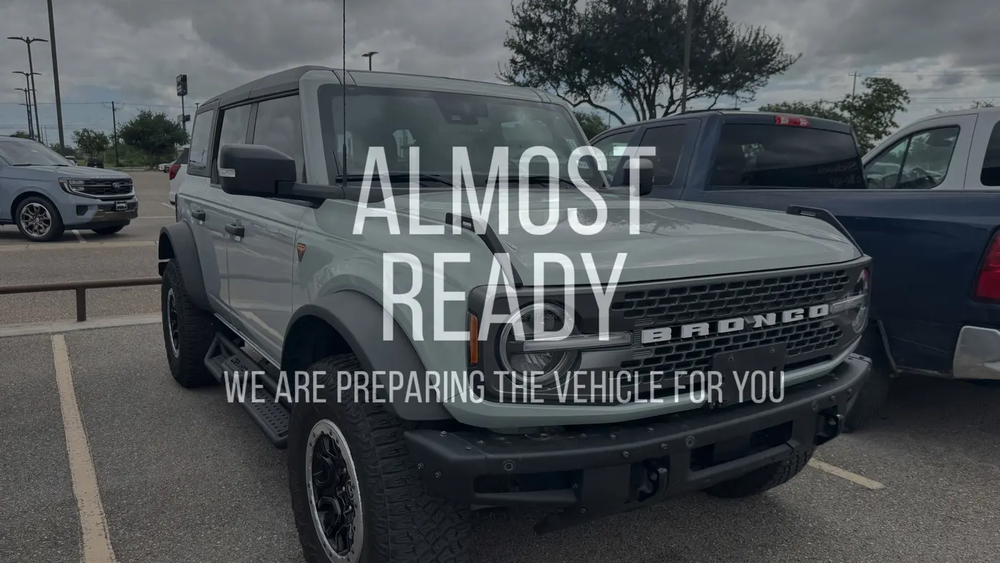 2023 Ford Bronco Base Advanced
