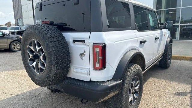 2023 Ford Bronco Base Advanced