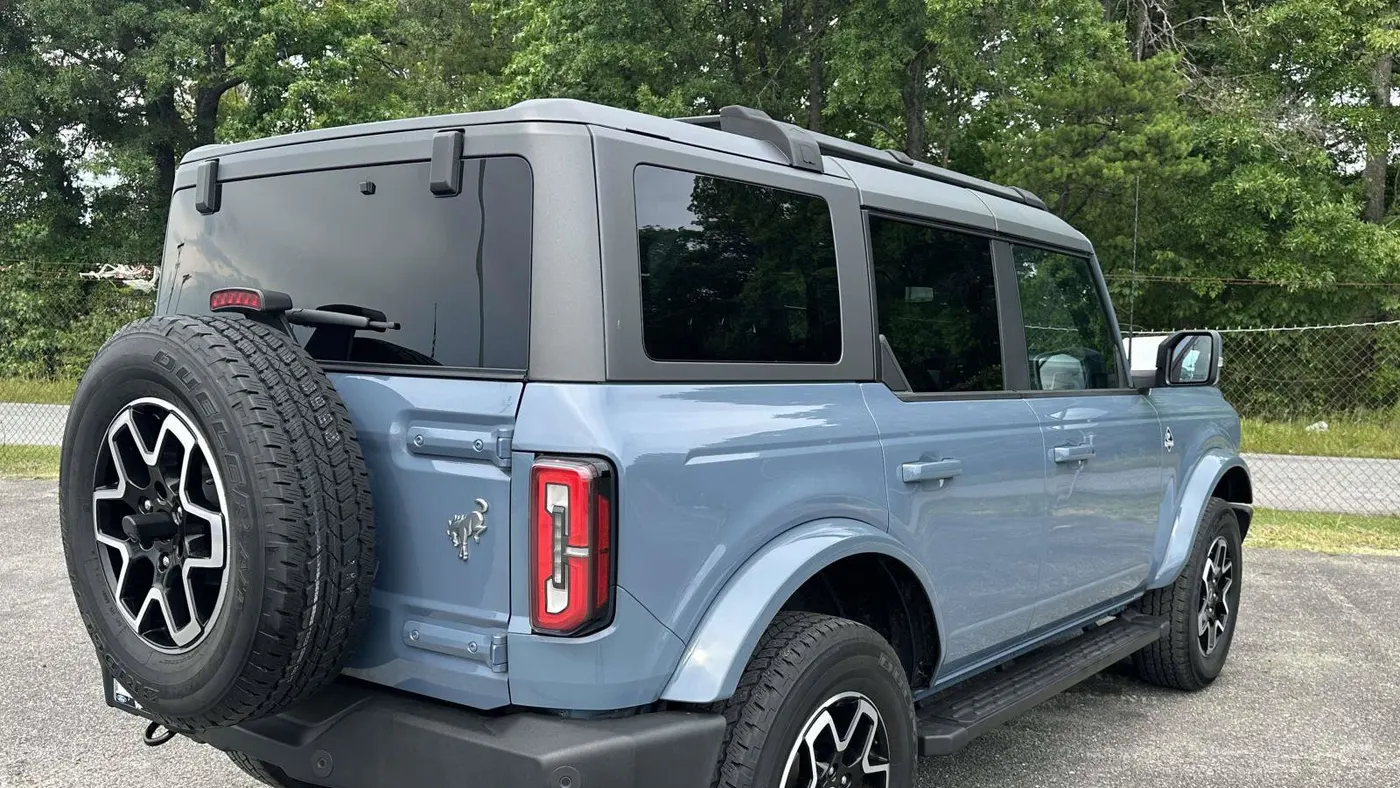 2023 Ford Bronco Base Advanced