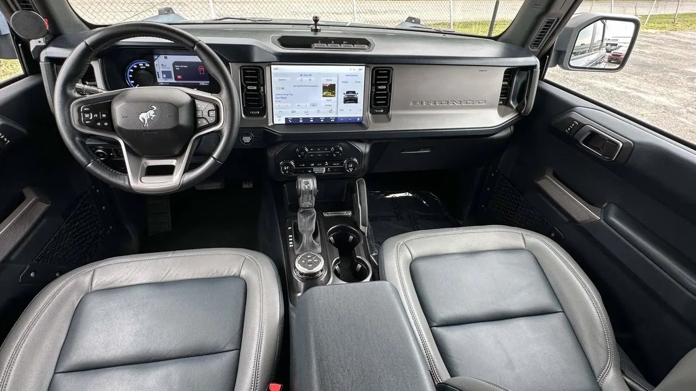 2023 Ford Bronco Base Advanced