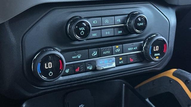2023 Ford Bronco Base Advanced