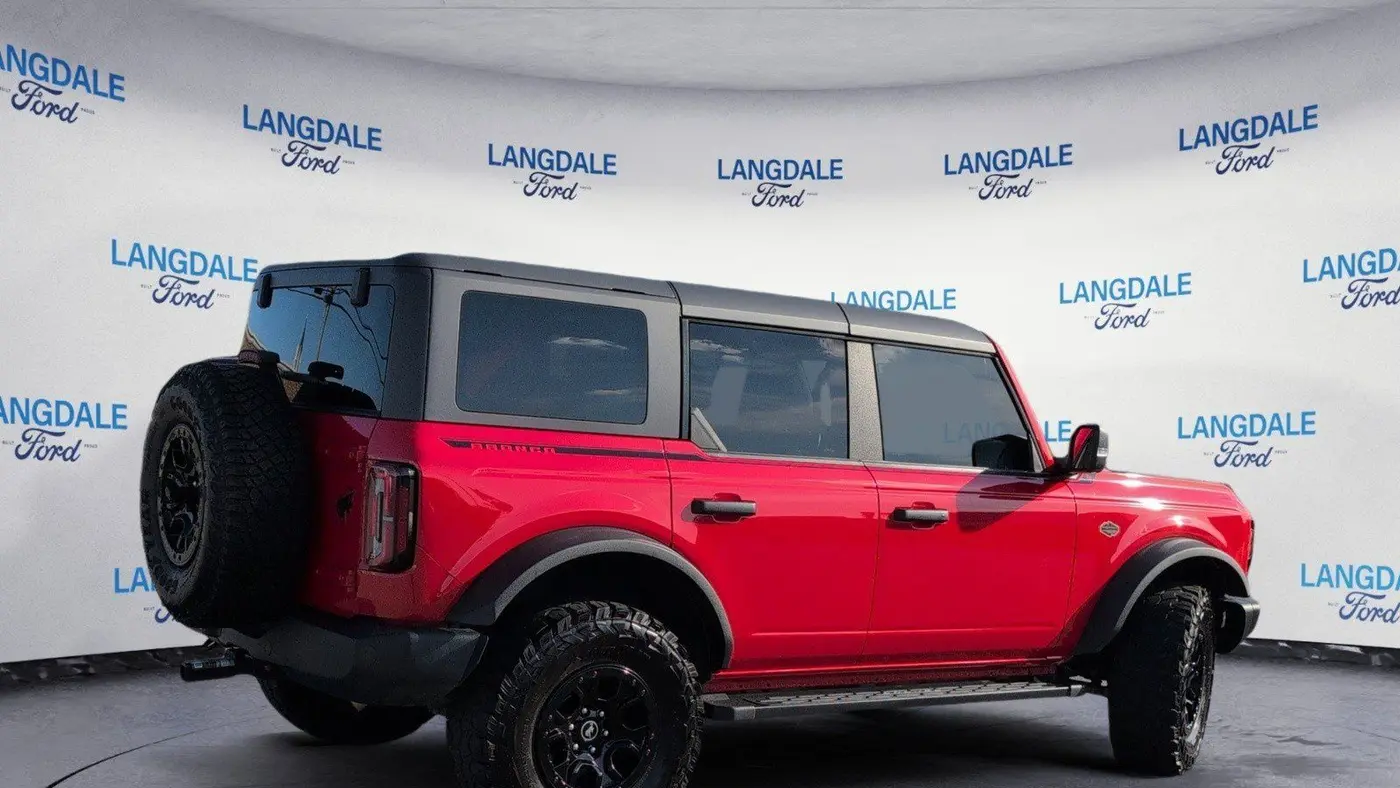 2023 Ford Bronco Base Advanced