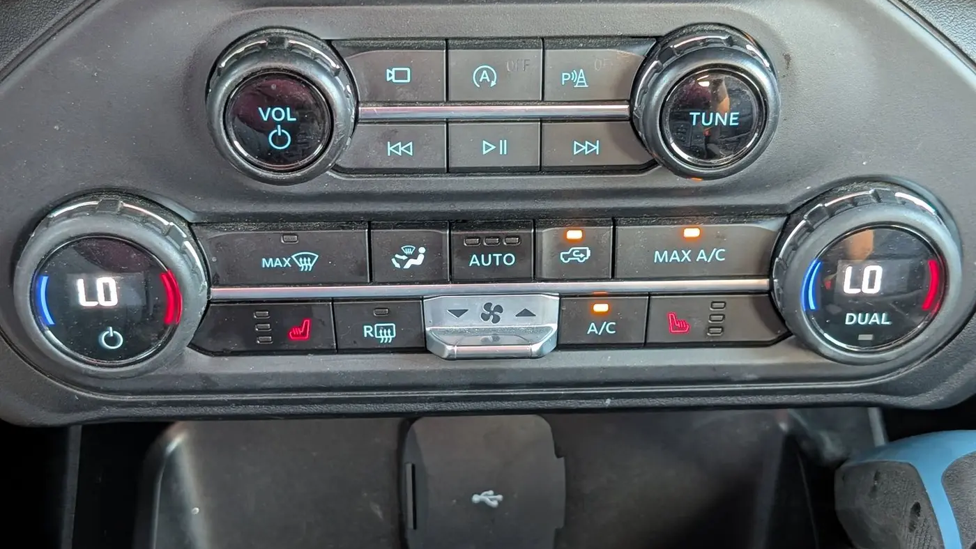 2023 Ford Bronco Base Advanced