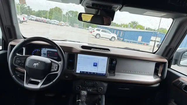 2023 Ford Bronco Base Advanced