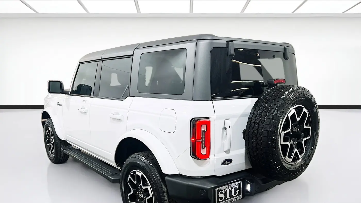 2023 Ford Bronco Base Advanced
