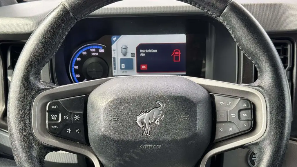 2022 Ford Bronco Base Advanced