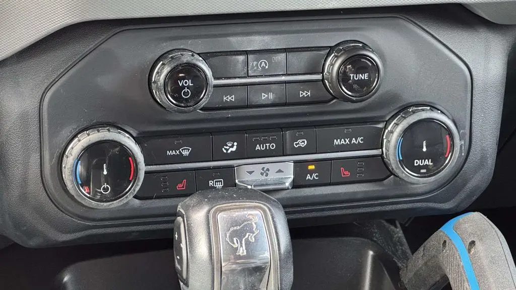 2022 Ford Bronco Base Advanced