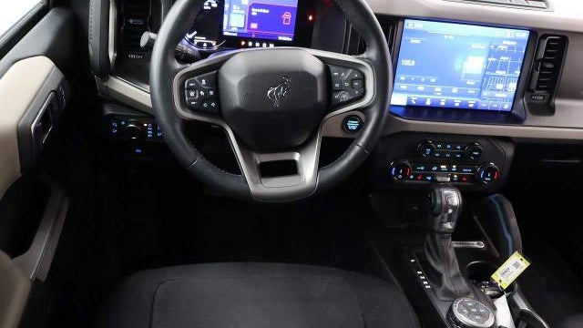2022 Ford Bronco Badlands Advanced