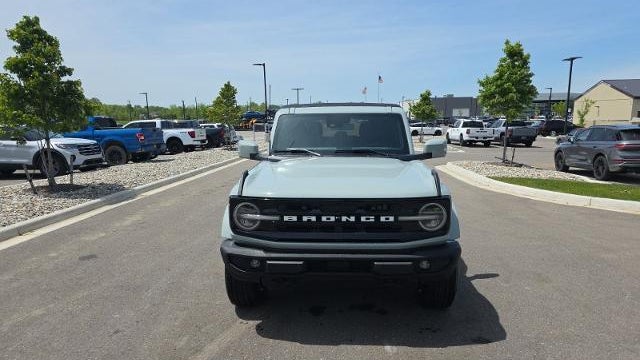 2022 Ford Bronco Base Advanced