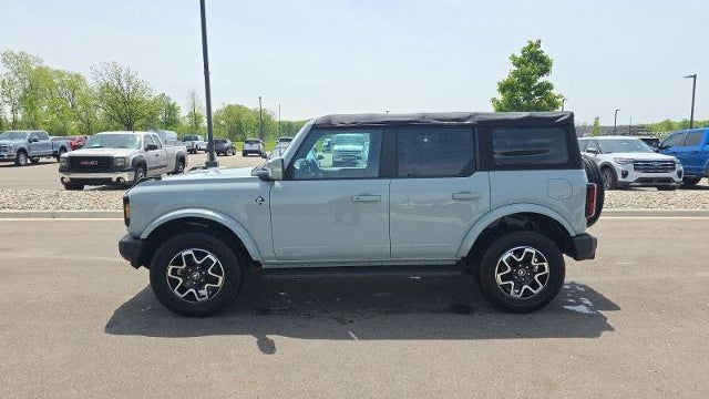 2022 Ford Bronco Base Advanced