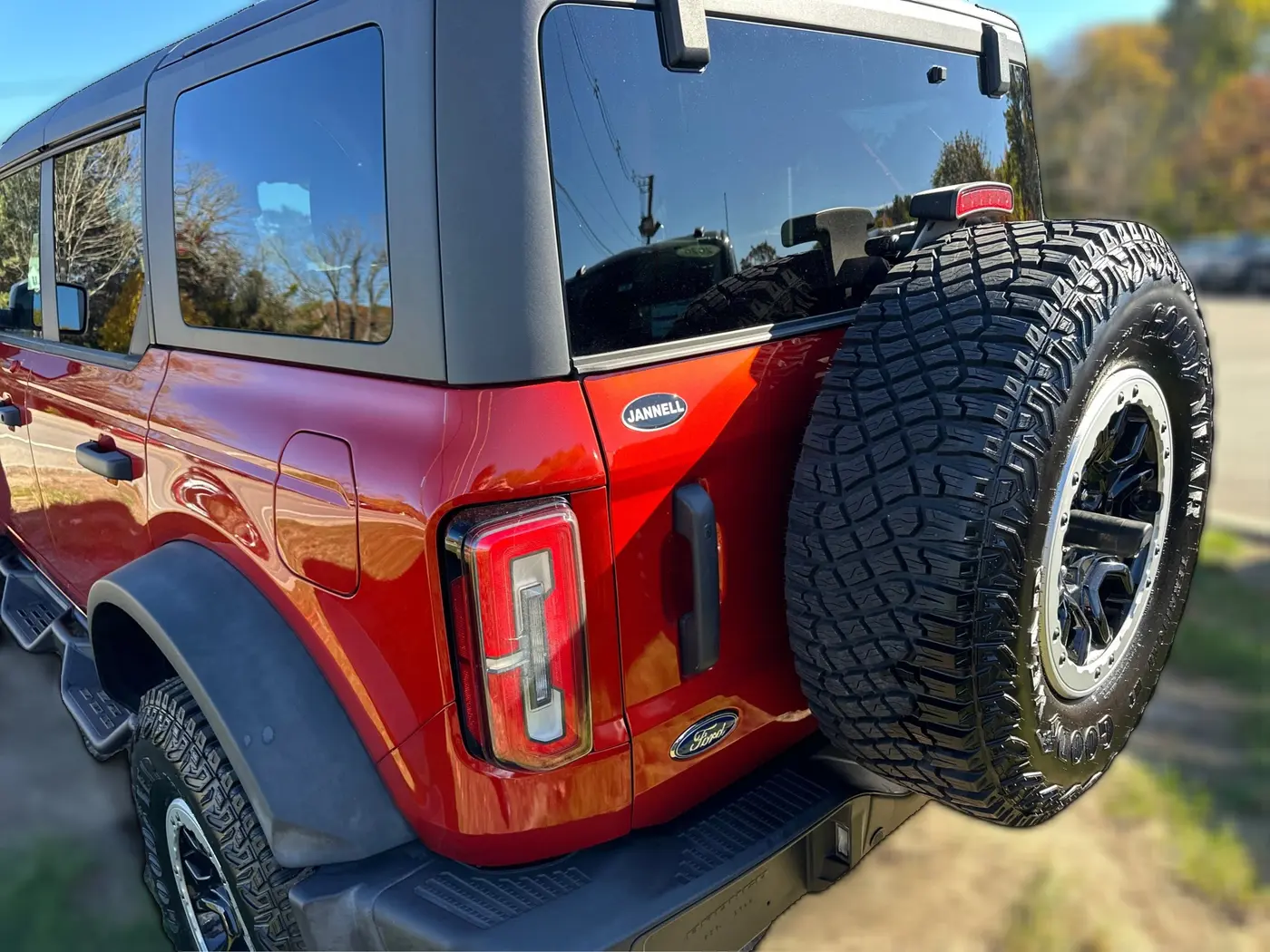 2023 Ford Bronco - $43,277