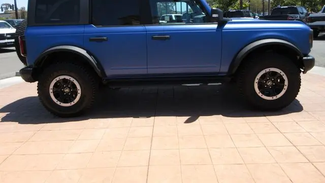 2023 Ford Bronco Base Advanced