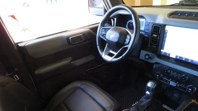2023 Ford Bronco Base Advanced