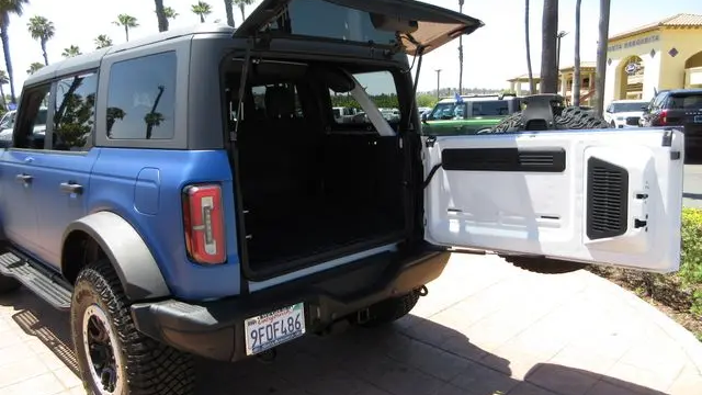 2023 Ford Bronco Base Advanced