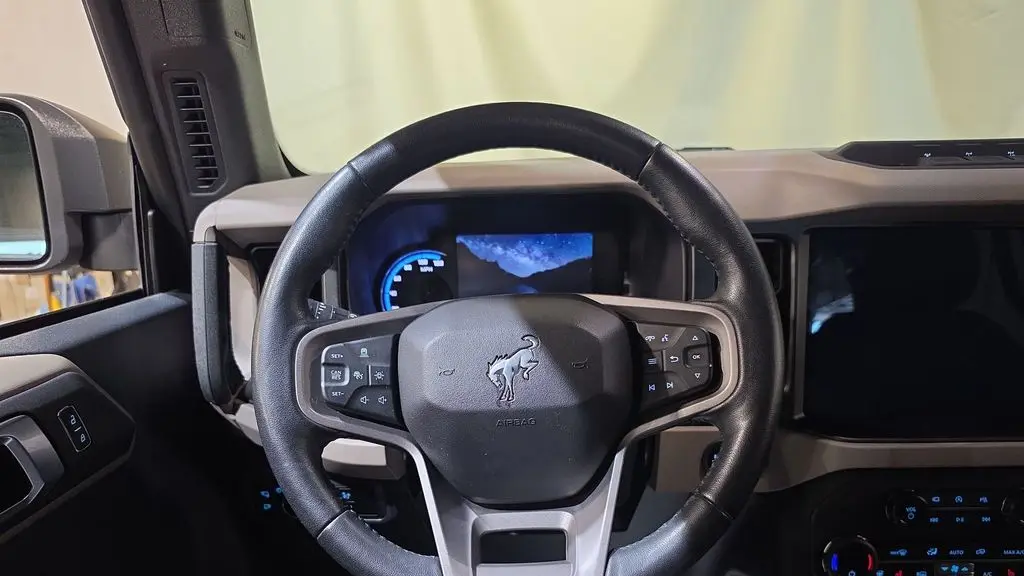 2023 Ford Bronco Base Advanced