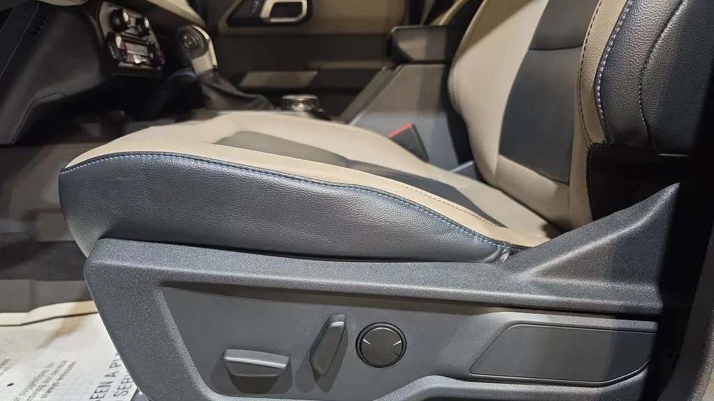 2023 Ford Bronco Base Advanced