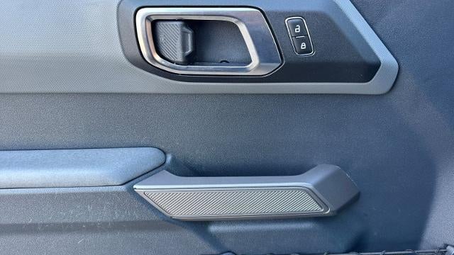 2023 Ford Bronco Base Advanced