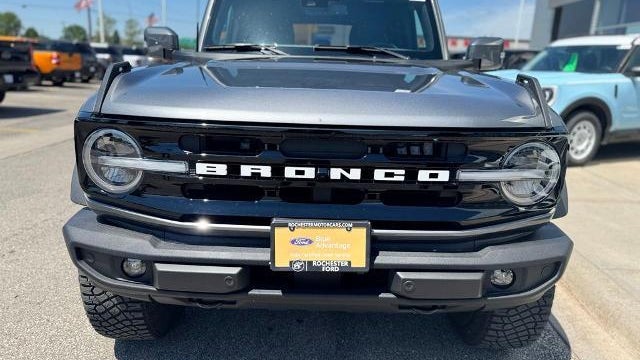 2022 Ford Bronco Base Advanced