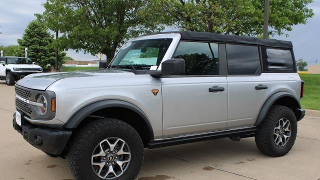 2022 Ford Bronco Badlands Advanced